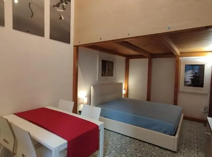 Casa Merisi Al Centro Storico Di Napoli