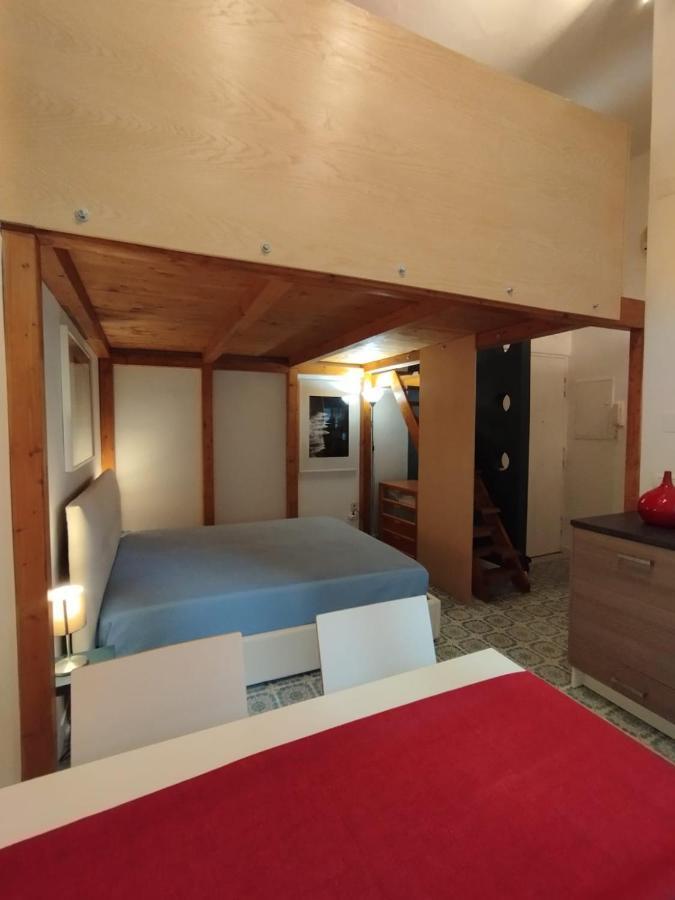 Apartment Casa Merisi Al Centro Storico Di *